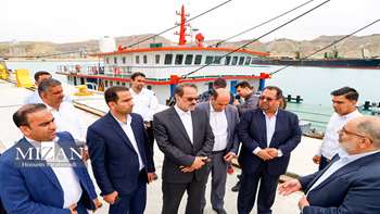 بازدید رئیس سازمان بازرسی از بندر و منطقه ویژه صنایع انرژی بر پارسیان
